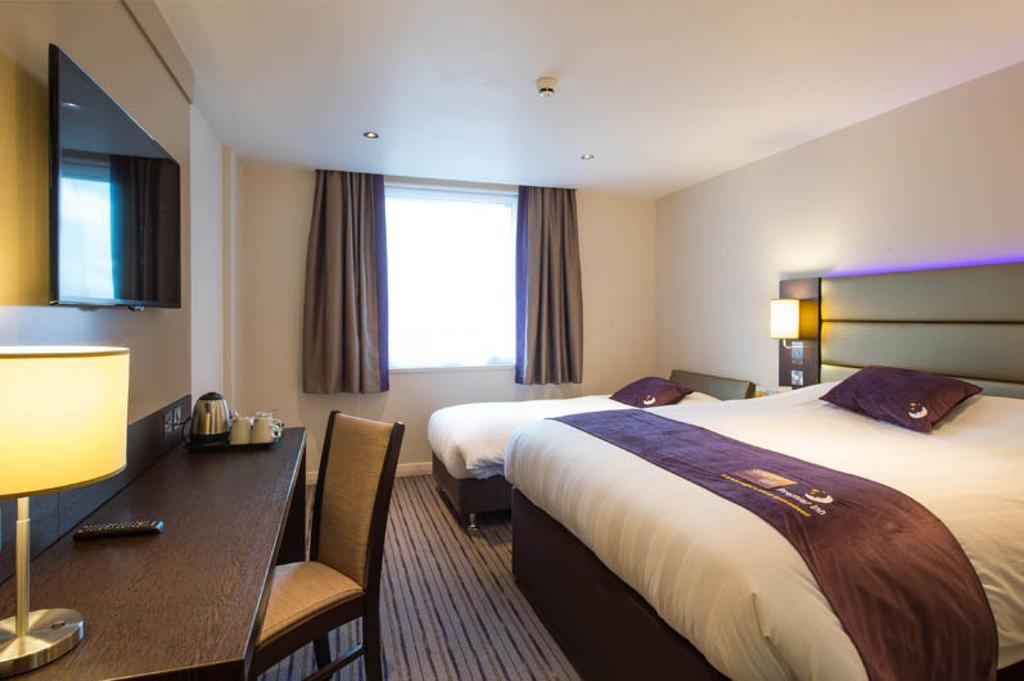 Premier Inn London べクスリーヒース エクステリア 写真