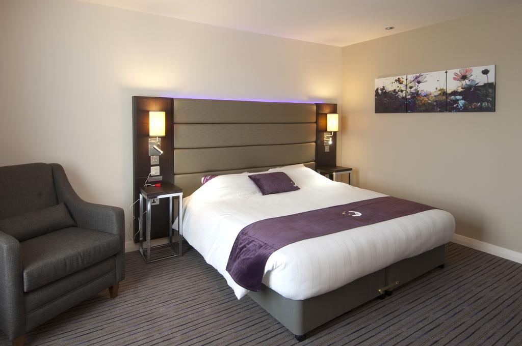 Premier Inn London べクスリーヒース エクステリア 写真
