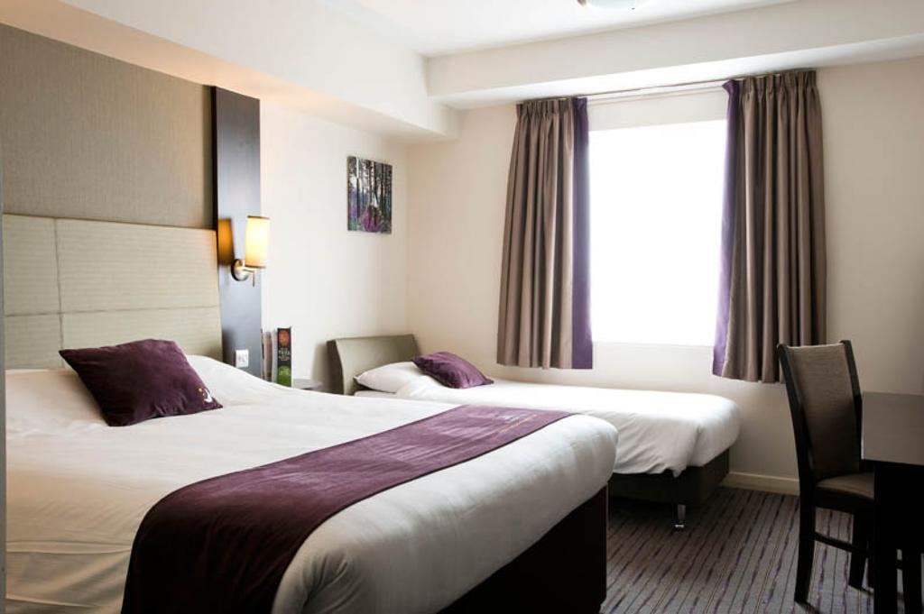 Premier Inn London べクスリーヒース エクステリア 写真